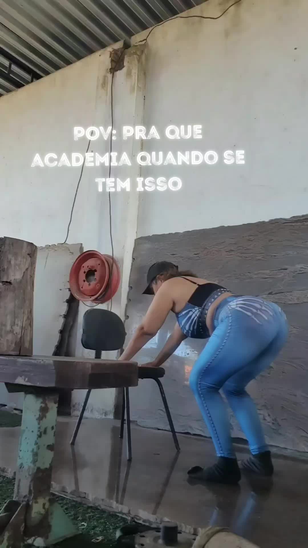 @Cl&aacute;udia J M Nassiffe