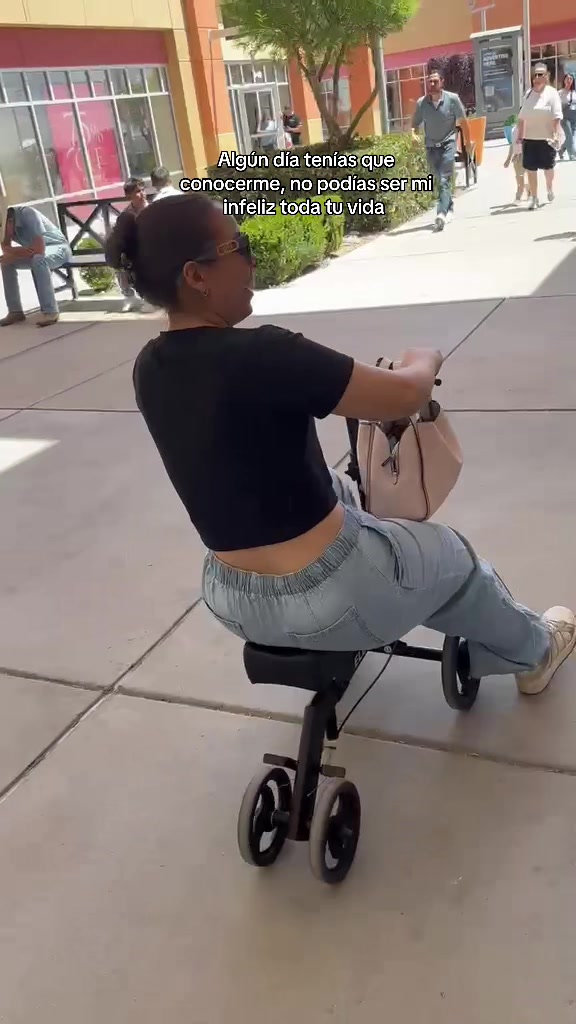 @Abril Urías 🧸
