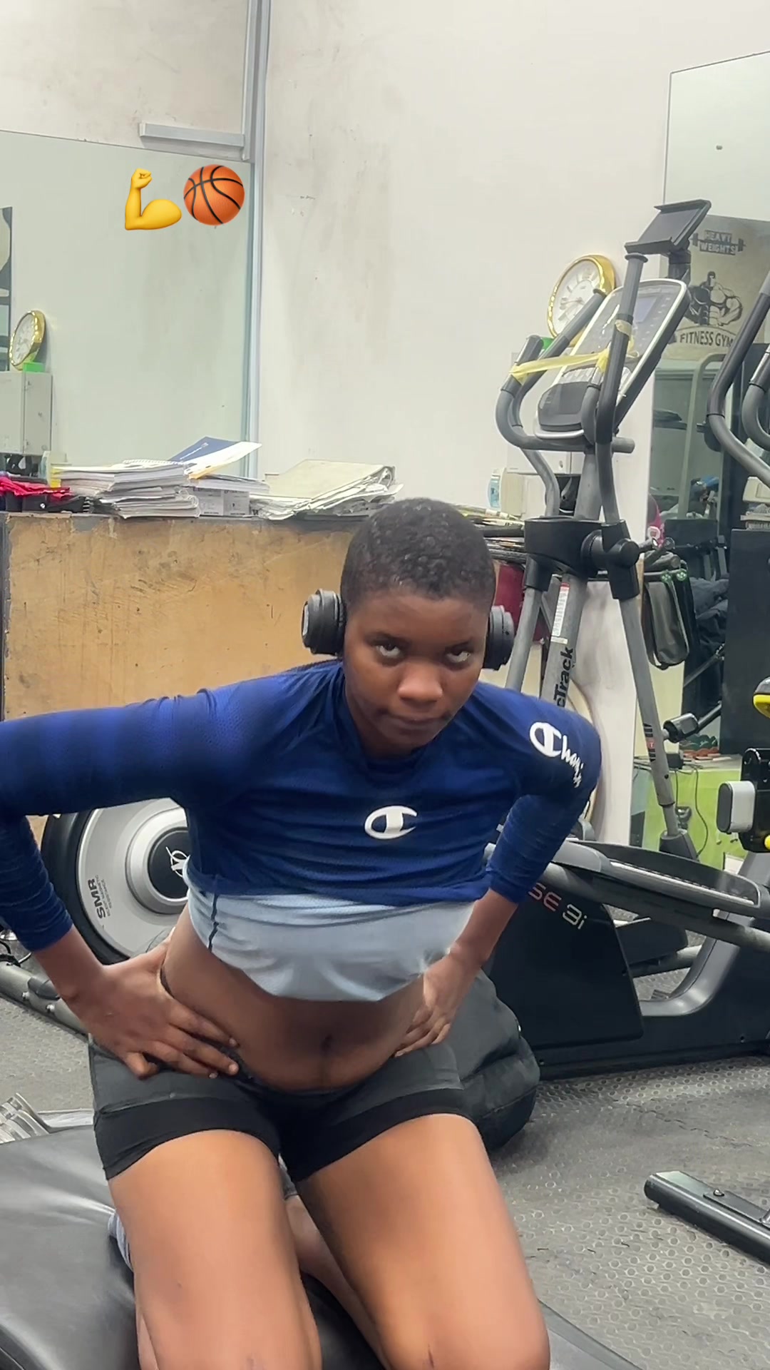 @Vivian🏀⛹️♀️🇳🇬