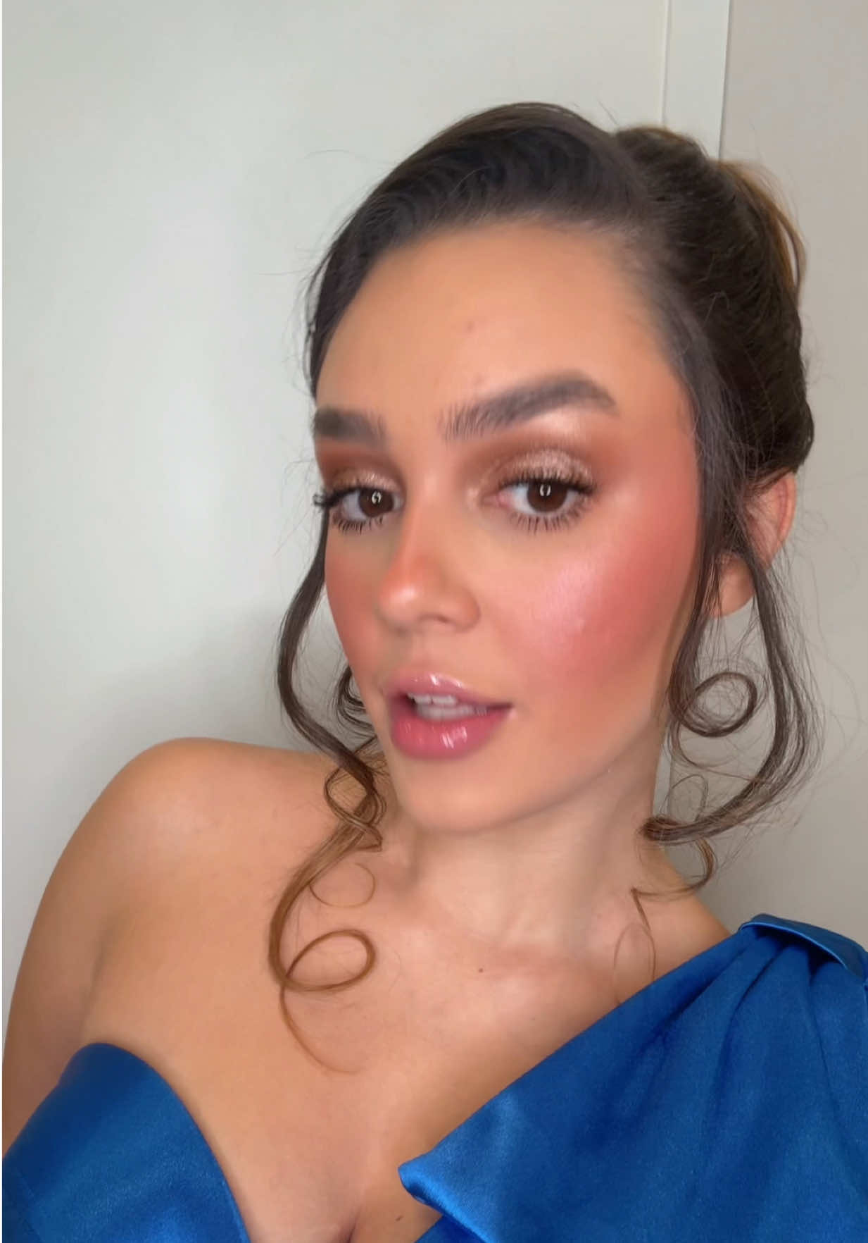 @isamarinho__