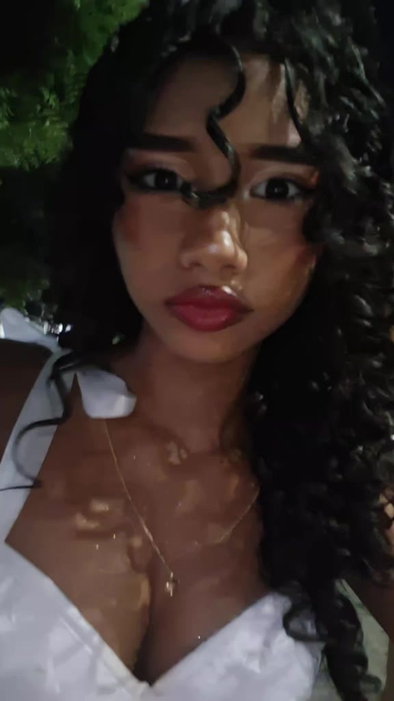 @𝒮𝑜𝓅𝒽𝒾𝓁𝓊 🪄