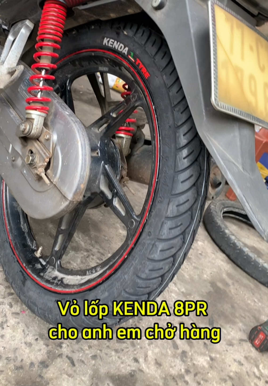 @QU&Yacute; LỐP