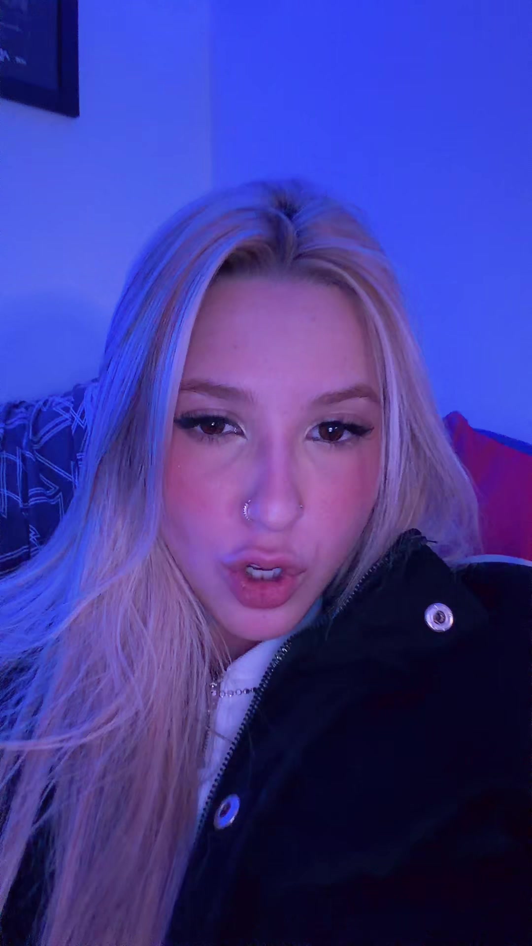 @Bibi