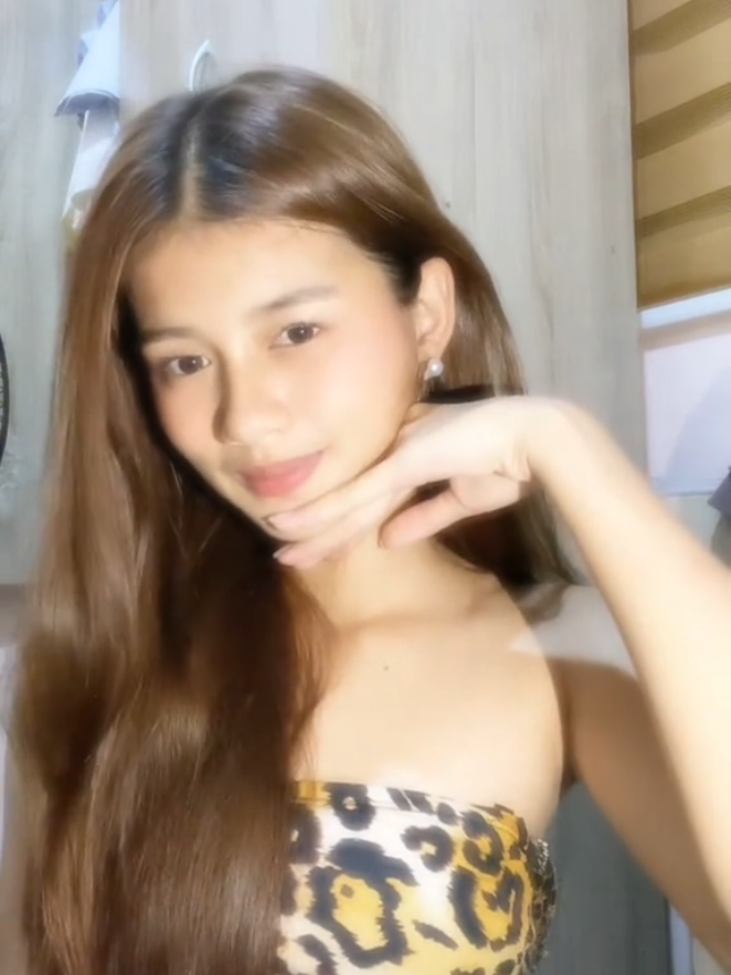 @𝐀𝐬𝐡 :p