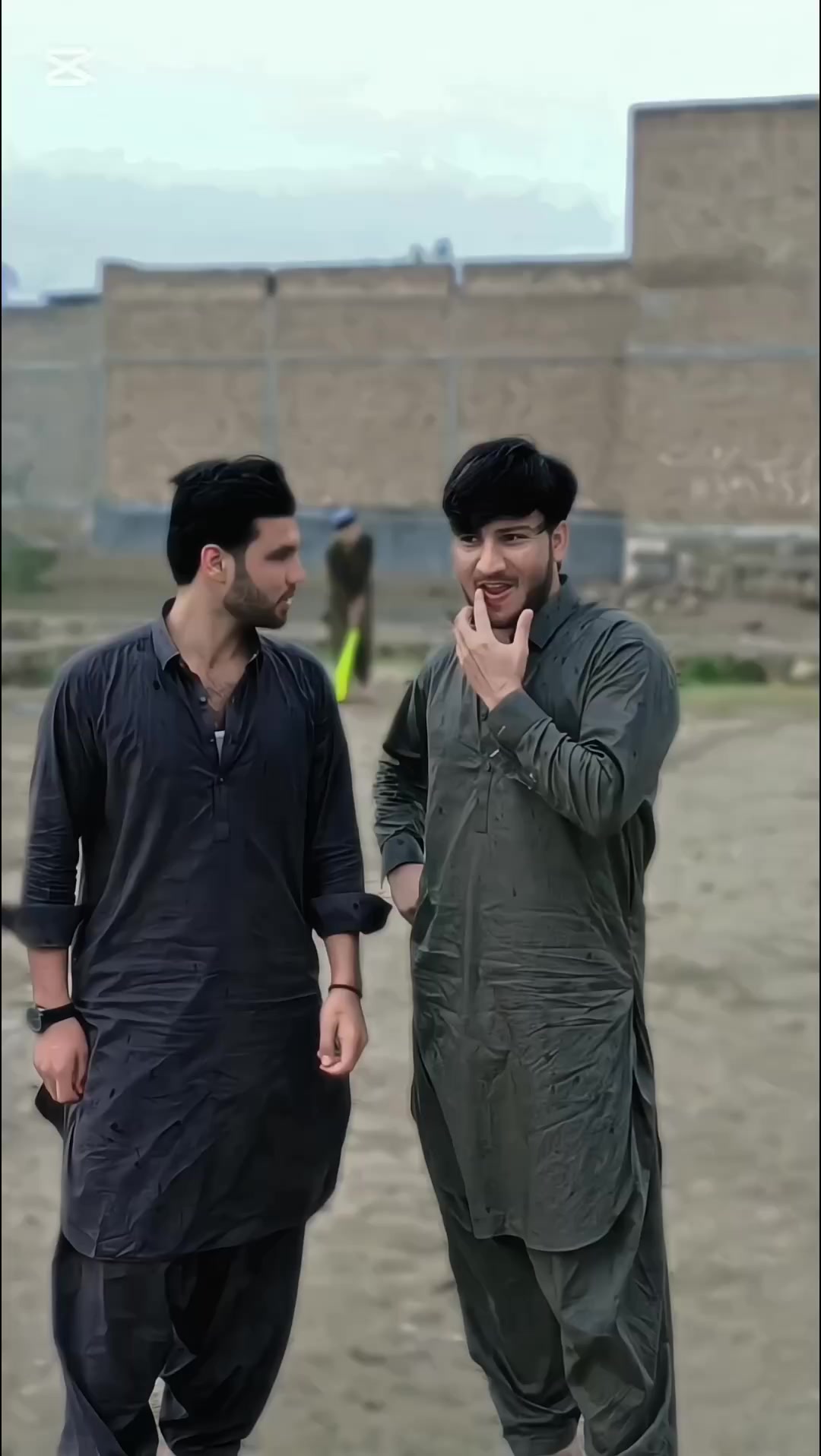 @💫عمیر خان 💫