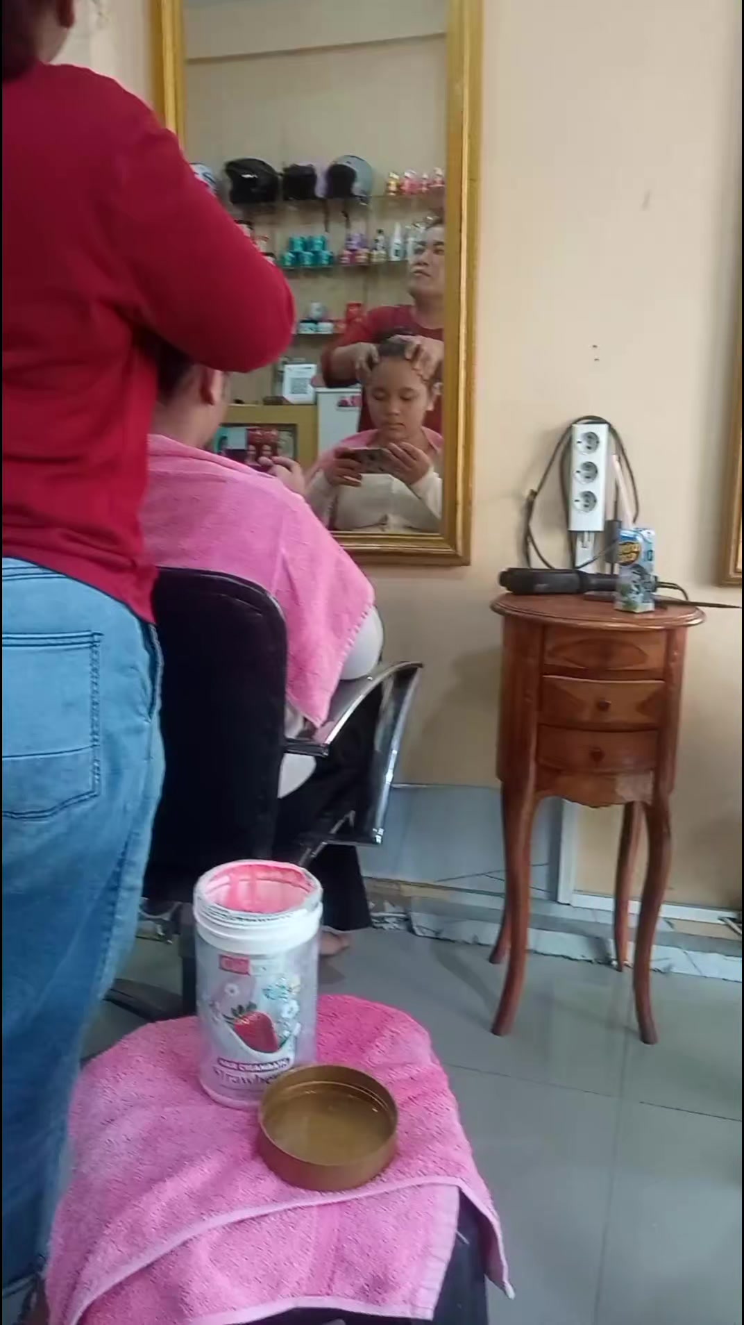 @Boink_bollywood