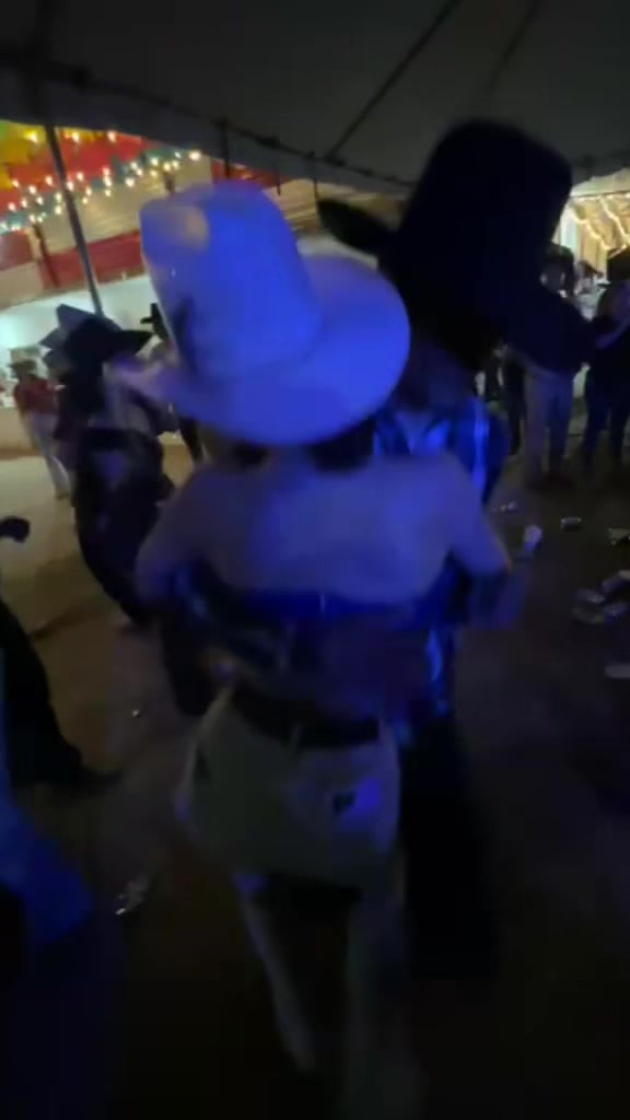 @ℒ𝒶 𝓈𝓊𝒶𝓇ℯ𝓏🪶🔥