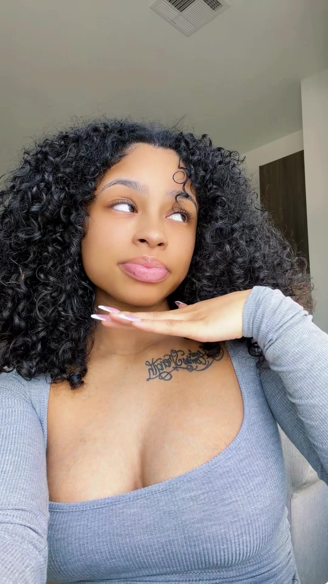 @Nadia J