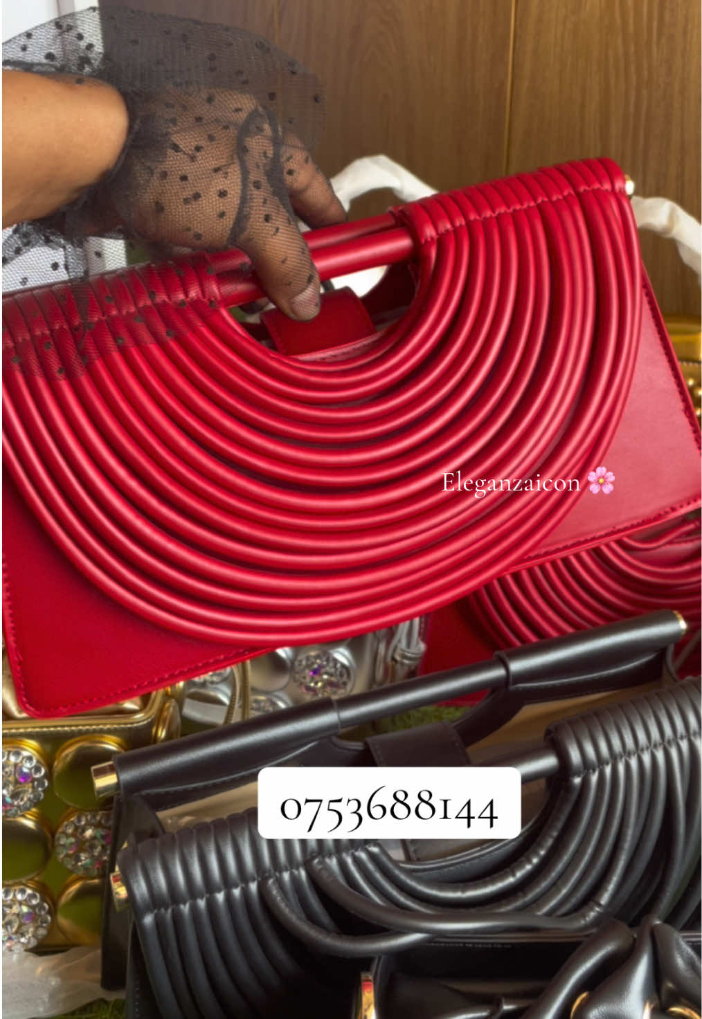 @ELEGANZAicon-jewelry/bag/heels