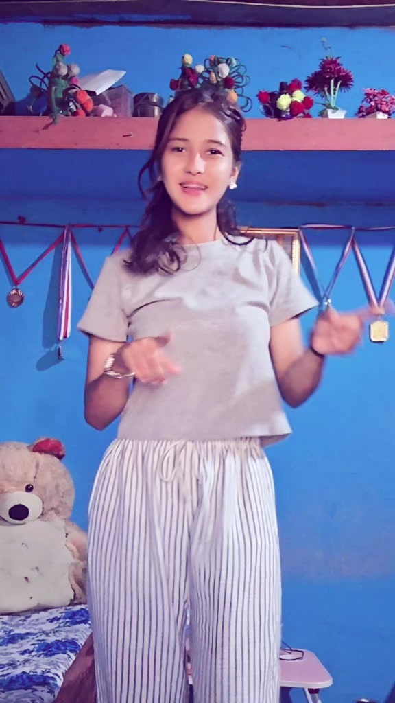 @Karishma.!!👀