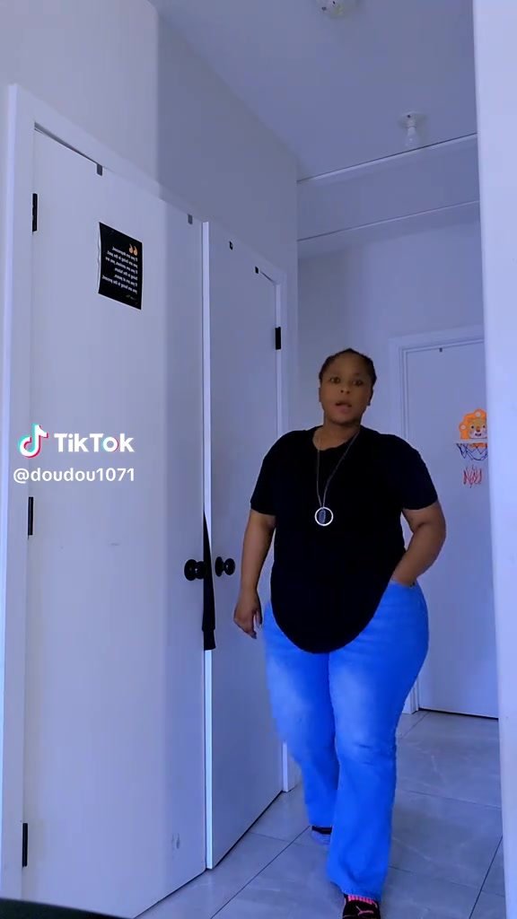 @Beautiful granny 65+