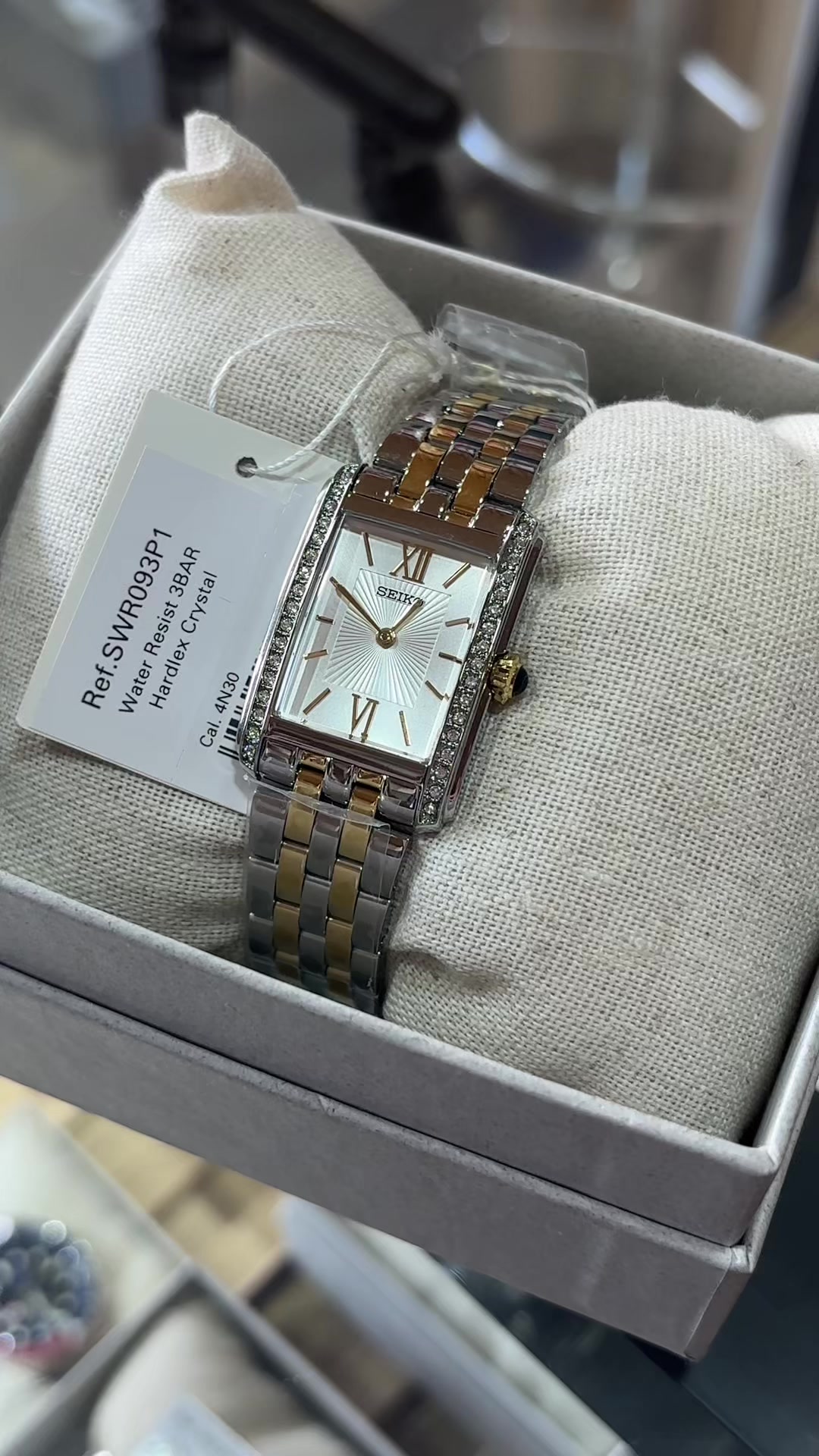 @Yonzon Timepieces