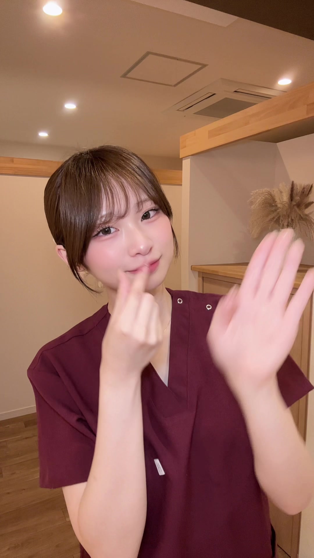 @ひな🐣/女性専用×脱毛専門店INVEST