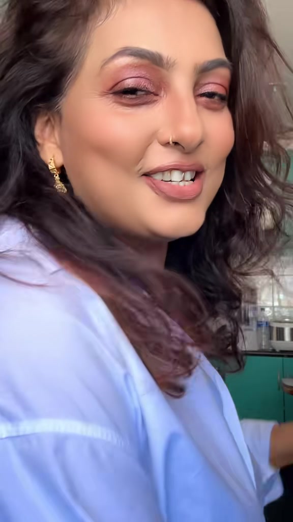 @Roselyn Sharma♥️
