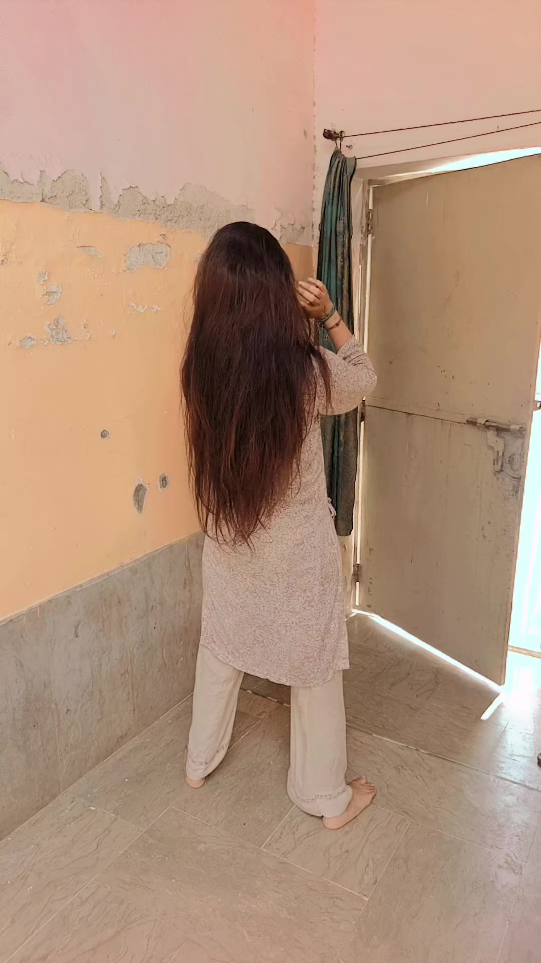 @Anayakhan