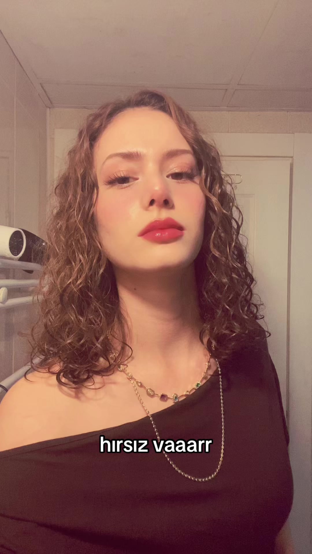@elifsay