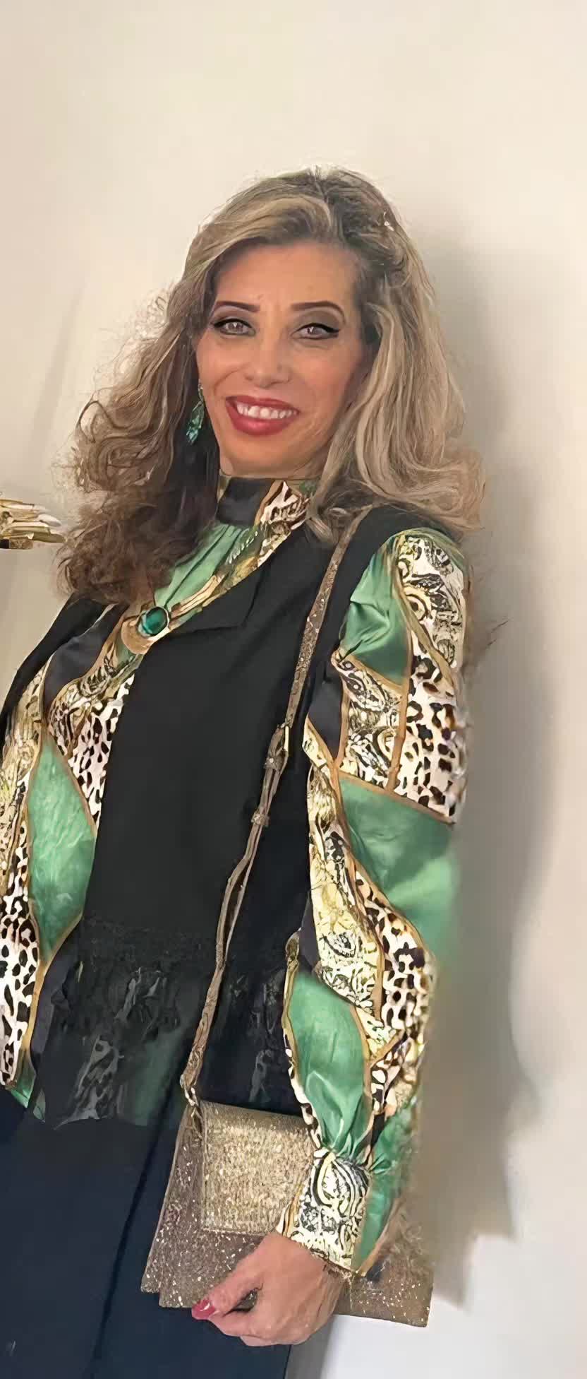 @Manoushka
