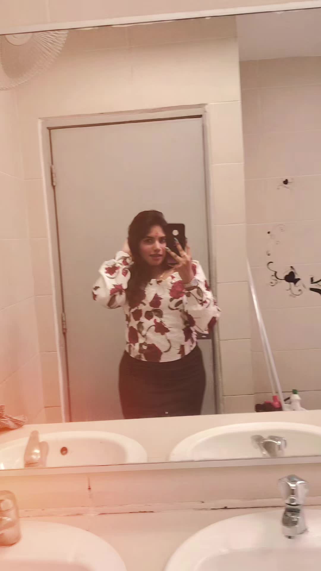 @shandeyah