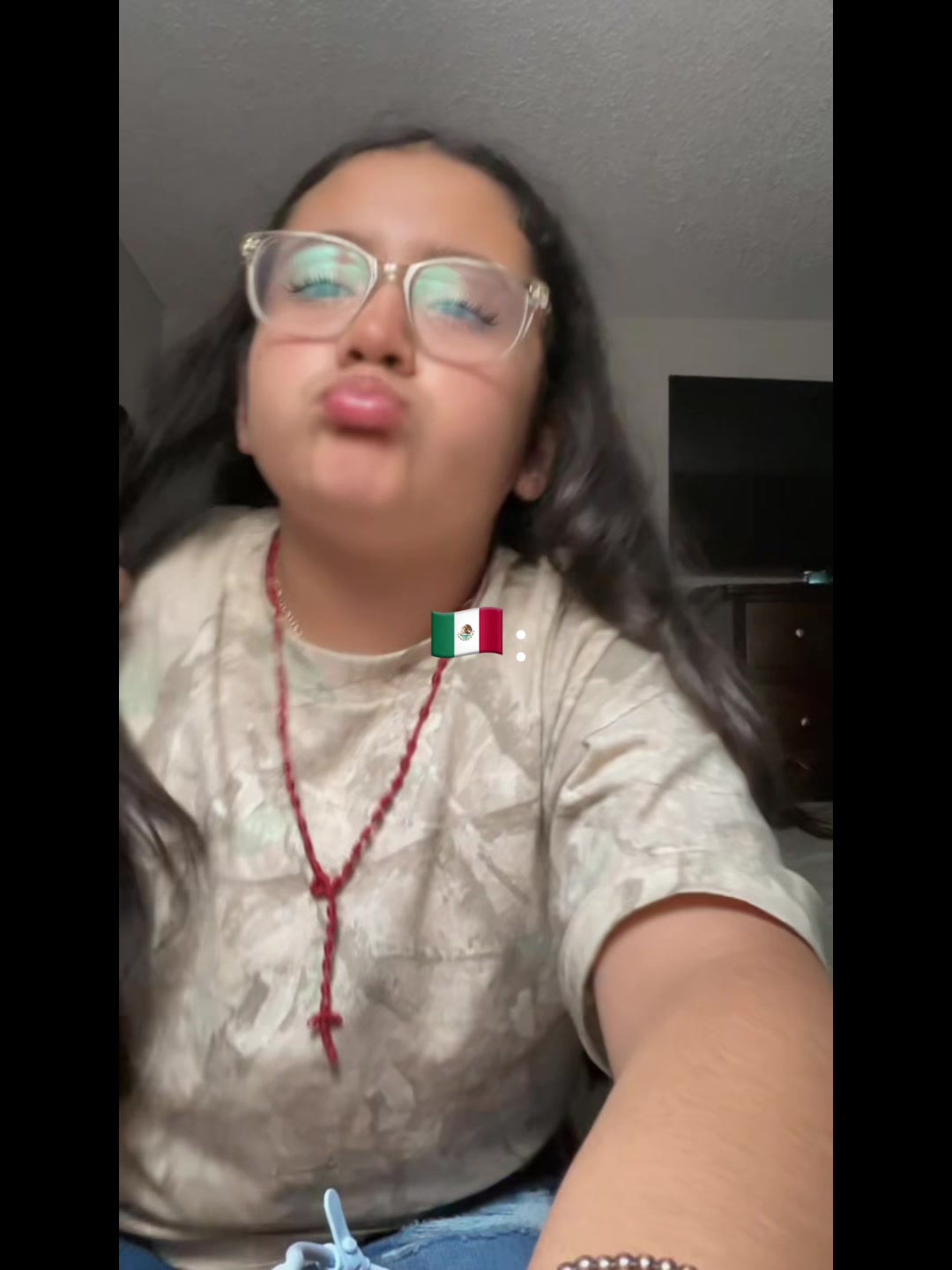 @:)๐:)