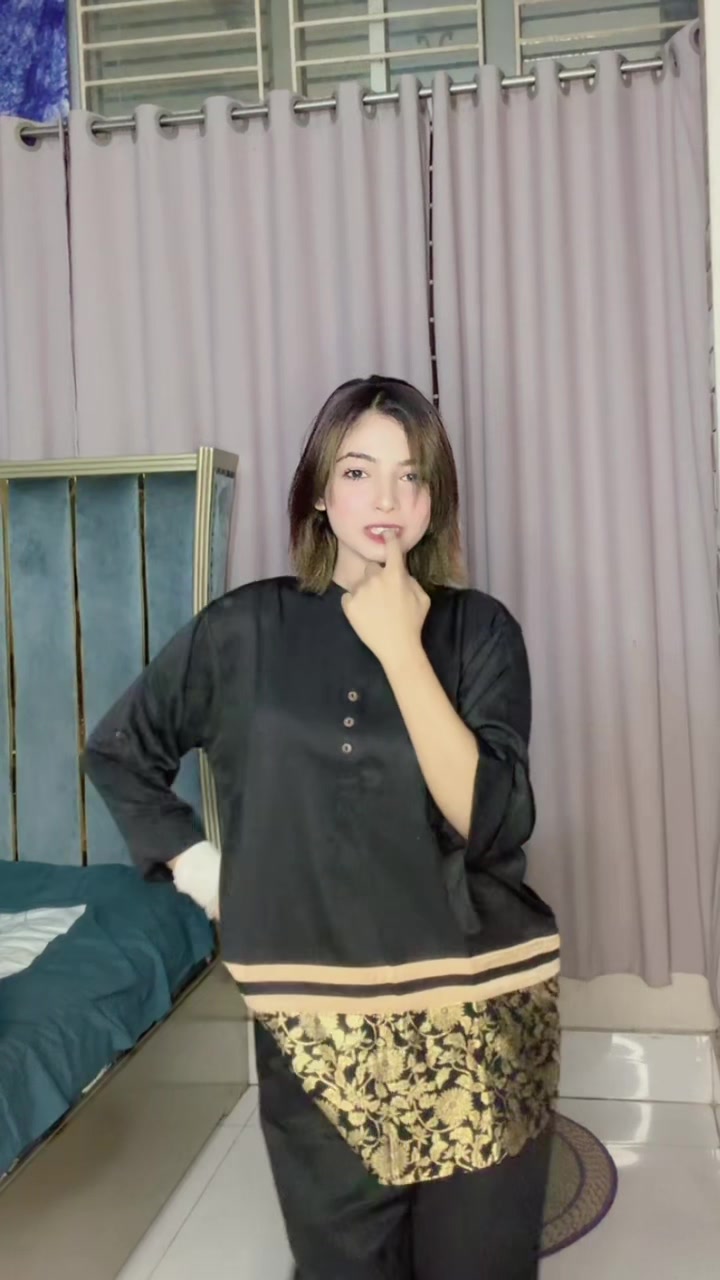 @Akhi Akter