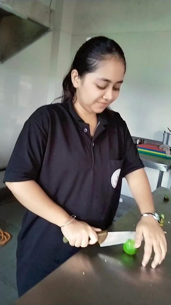 @Shrútí_sàhàñí❣️