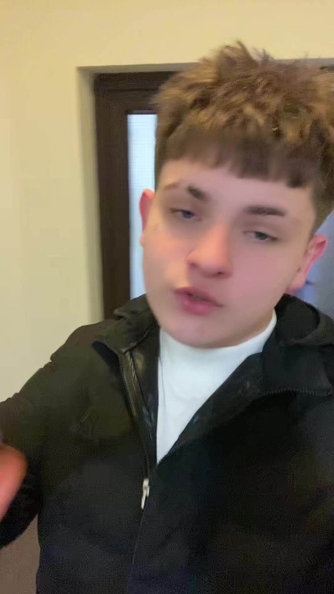 @Xzhshs😶🌫️