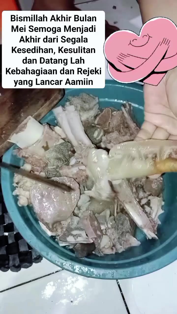 @Debyrieni