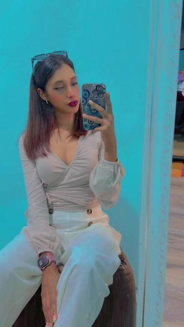 @𝐉𝐚𝐚𝐧𝐚 𝐛𝐥𝐚𝐳𝐞🥀
