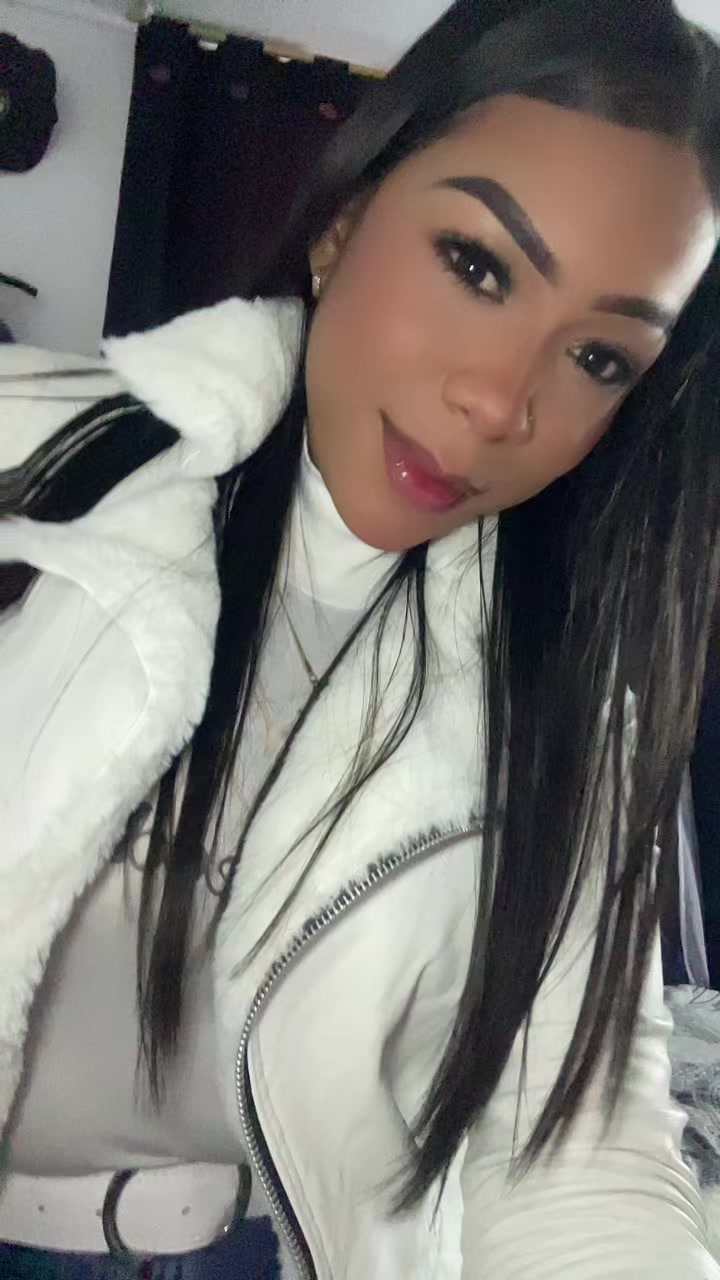 @Stefany Bella