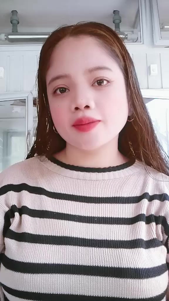 @Uni Risna