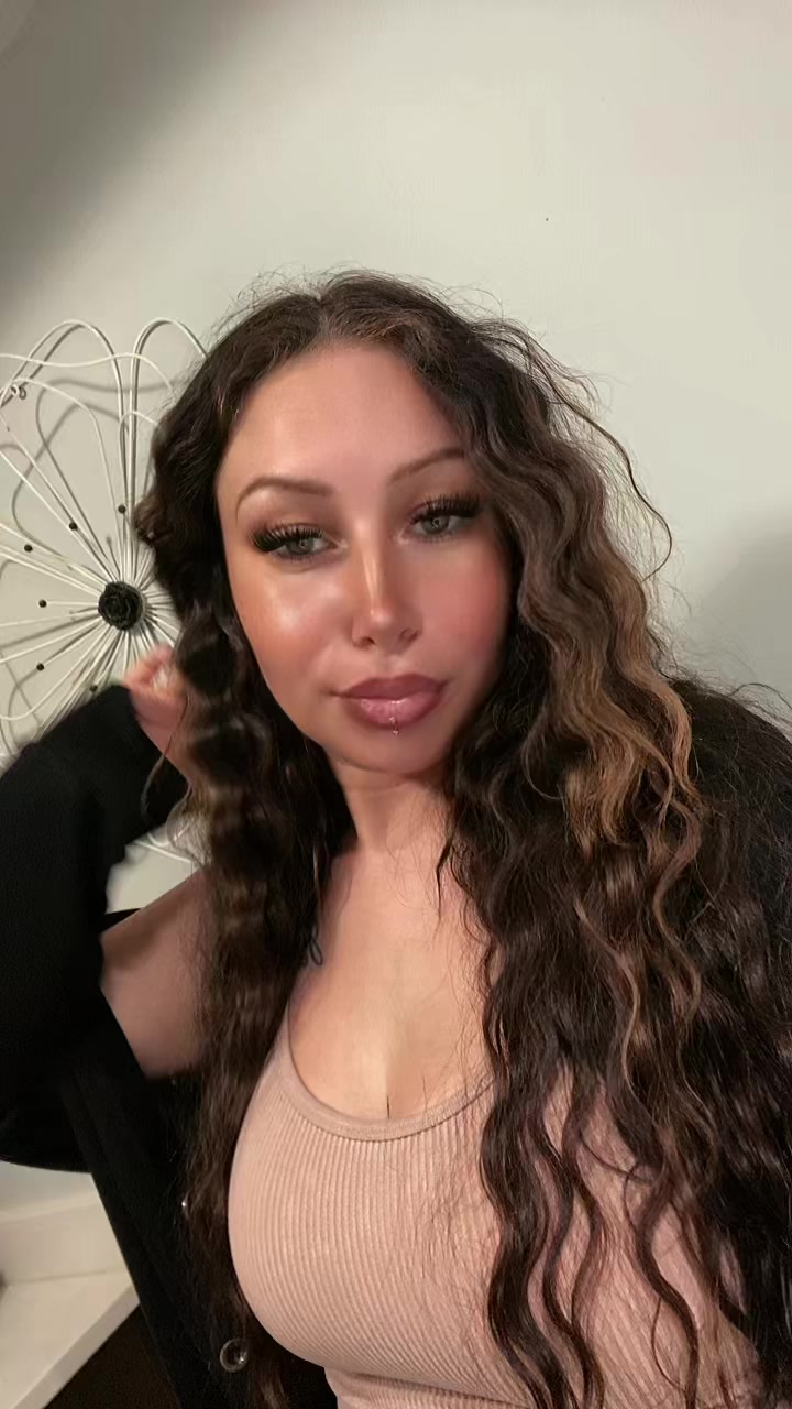 @tayswrld ✨
