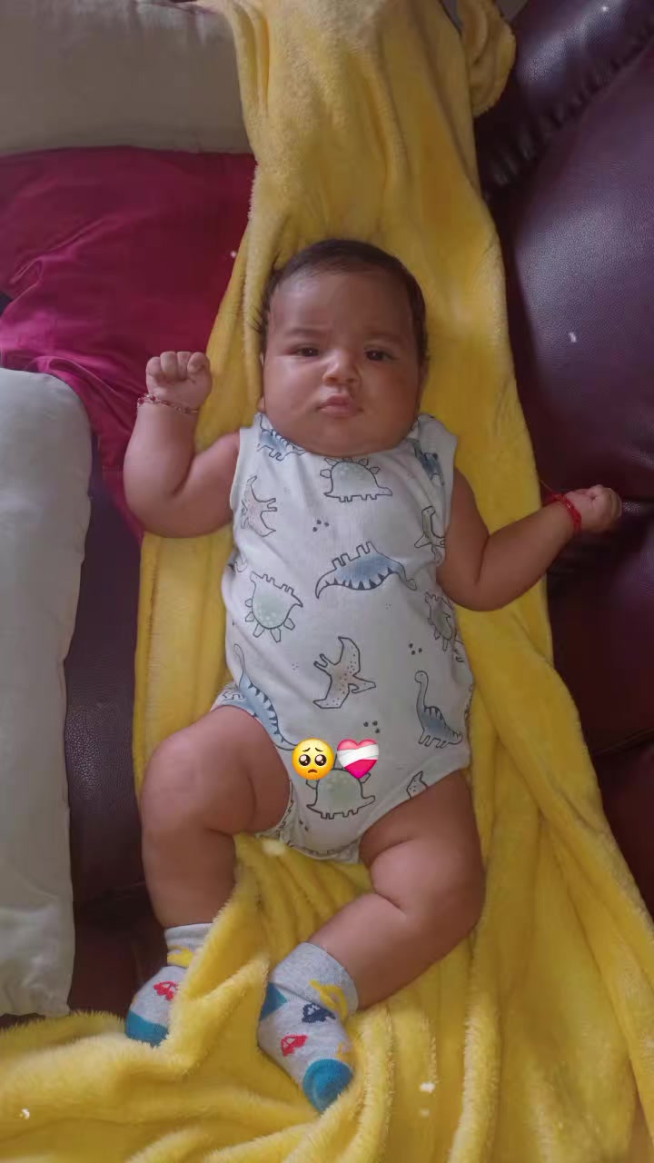 @la florecita olanchana❤️ 👸👸
