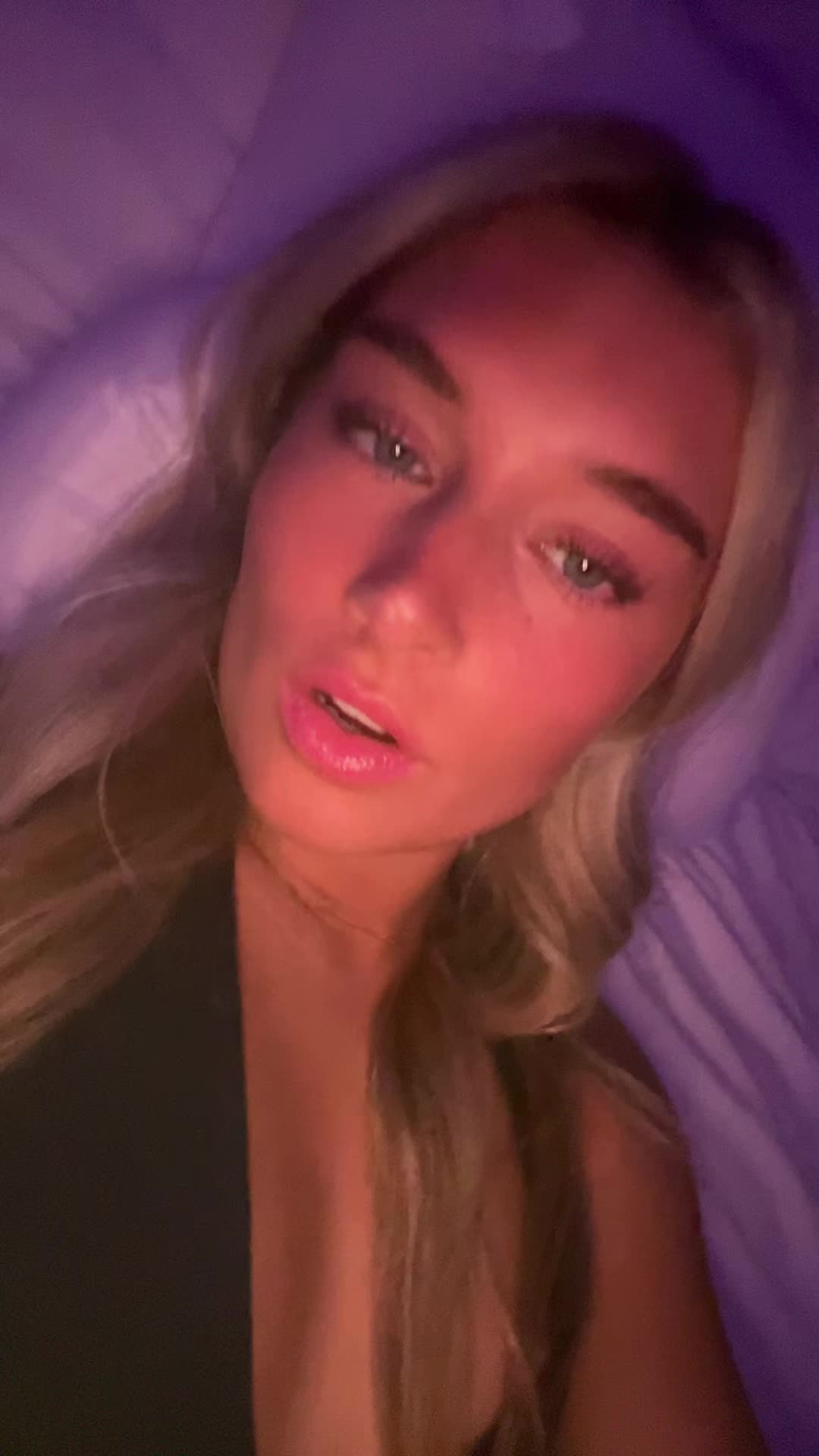 @Em⭐️