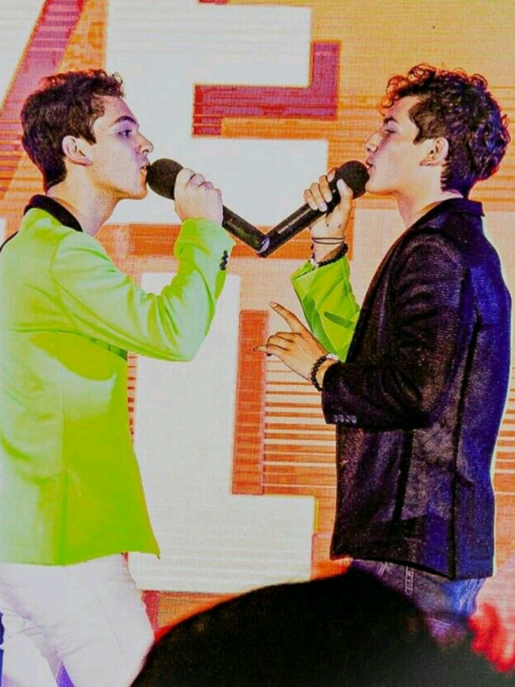 @𝑨ristemo/𝑬miliaco✰