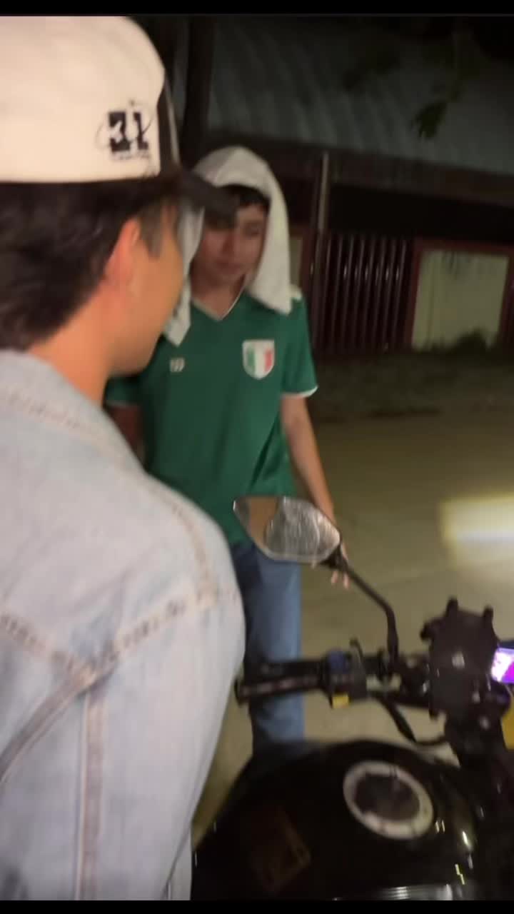 @Carlos Simuta