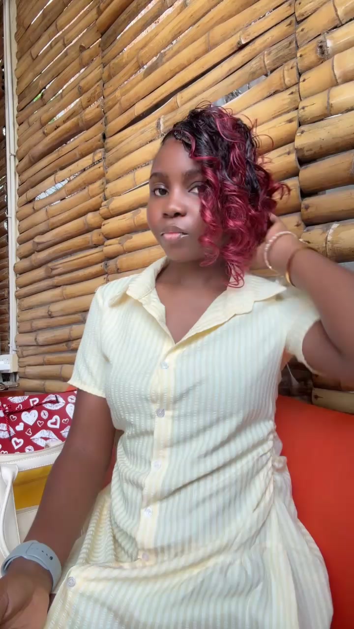 @Dzidzi 🦋