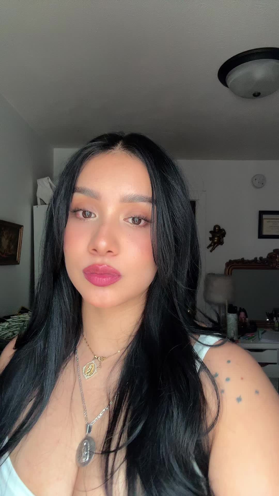 @Lucero