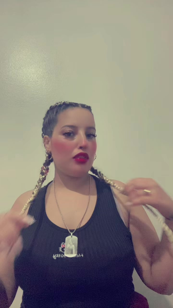 @Laila __222