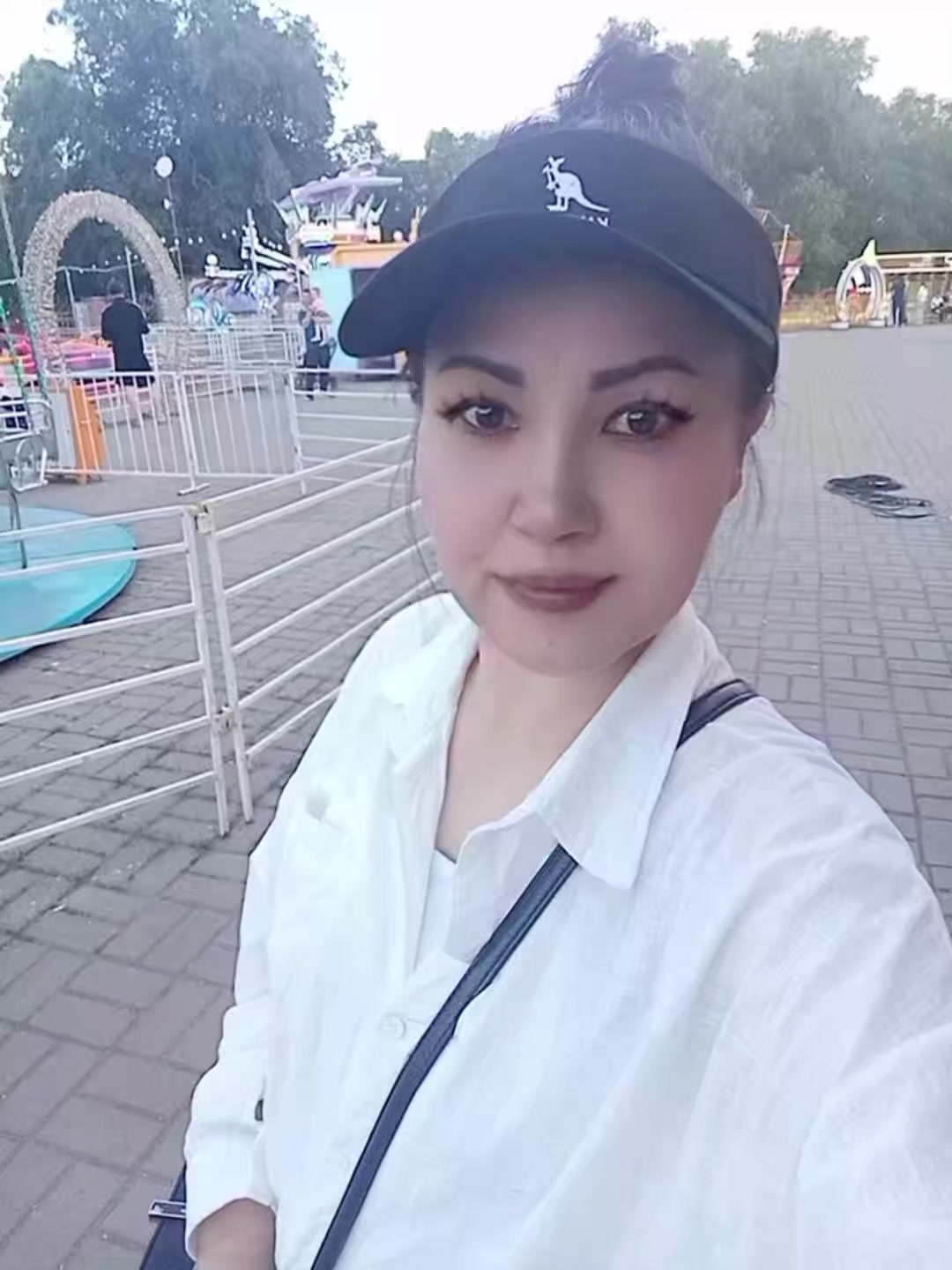 @Айна