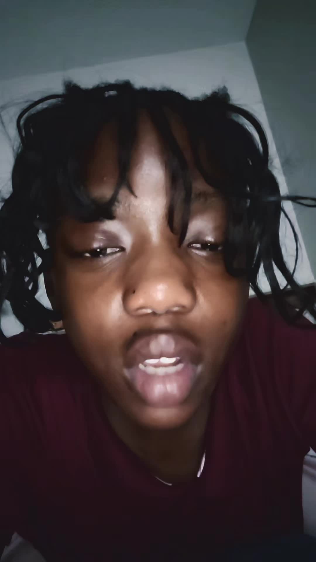 @Kk_ so weird ☆🕷👽👾✝️