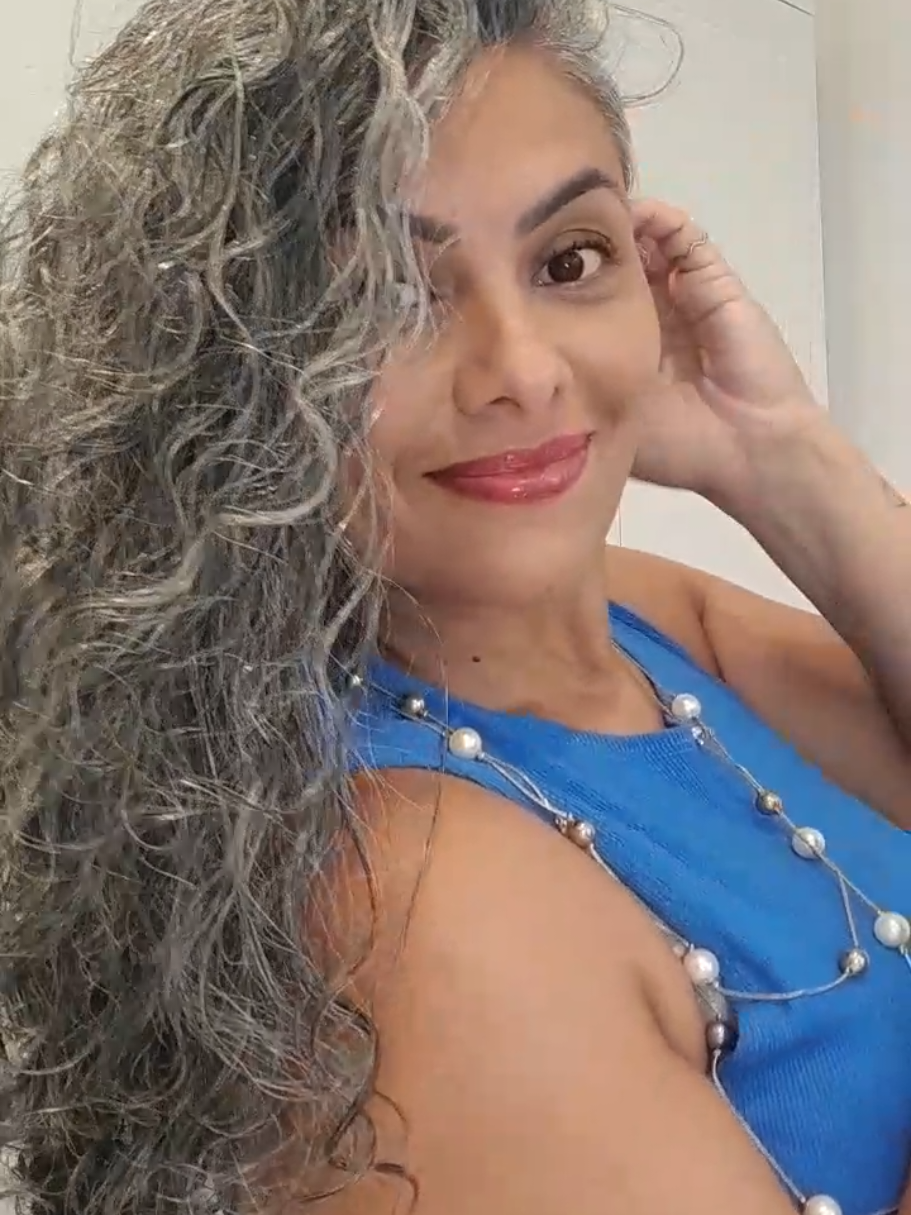 @✨️Dreiah ✨️ Cabelo grisalho