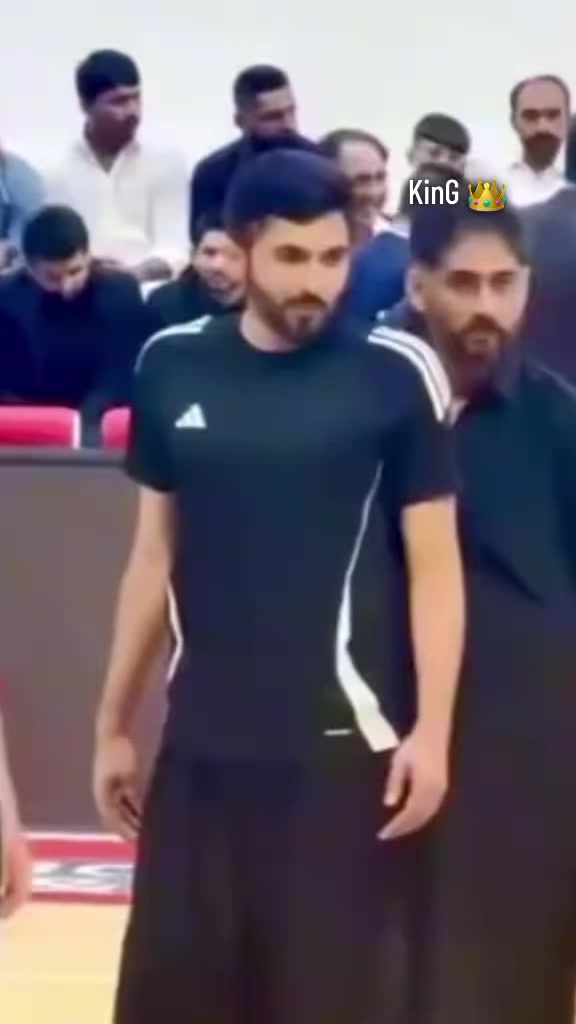 @𝐒𝐡𝐚𝐍𝐢 𝐆𝐮𝐉𝐉𝐚𝐑 🇪🇸🏐