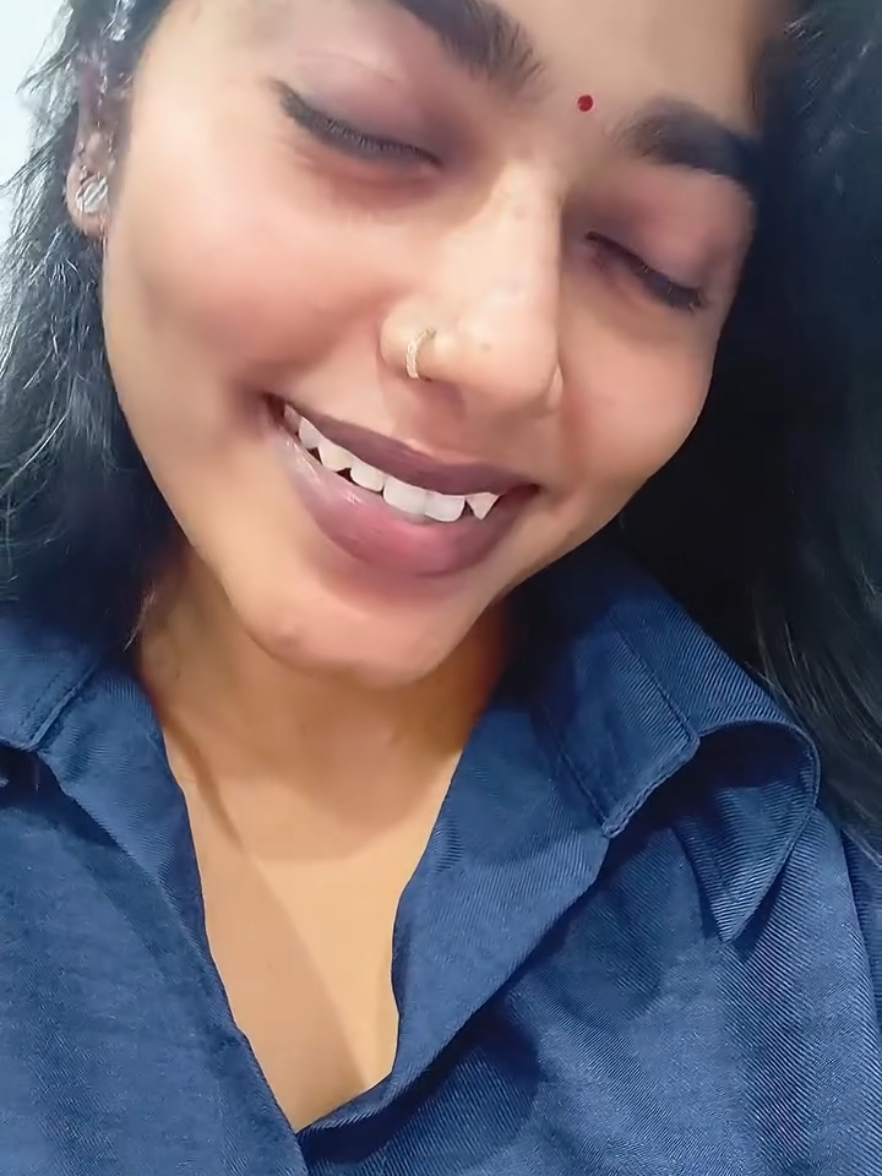 @PRIYA 🌙