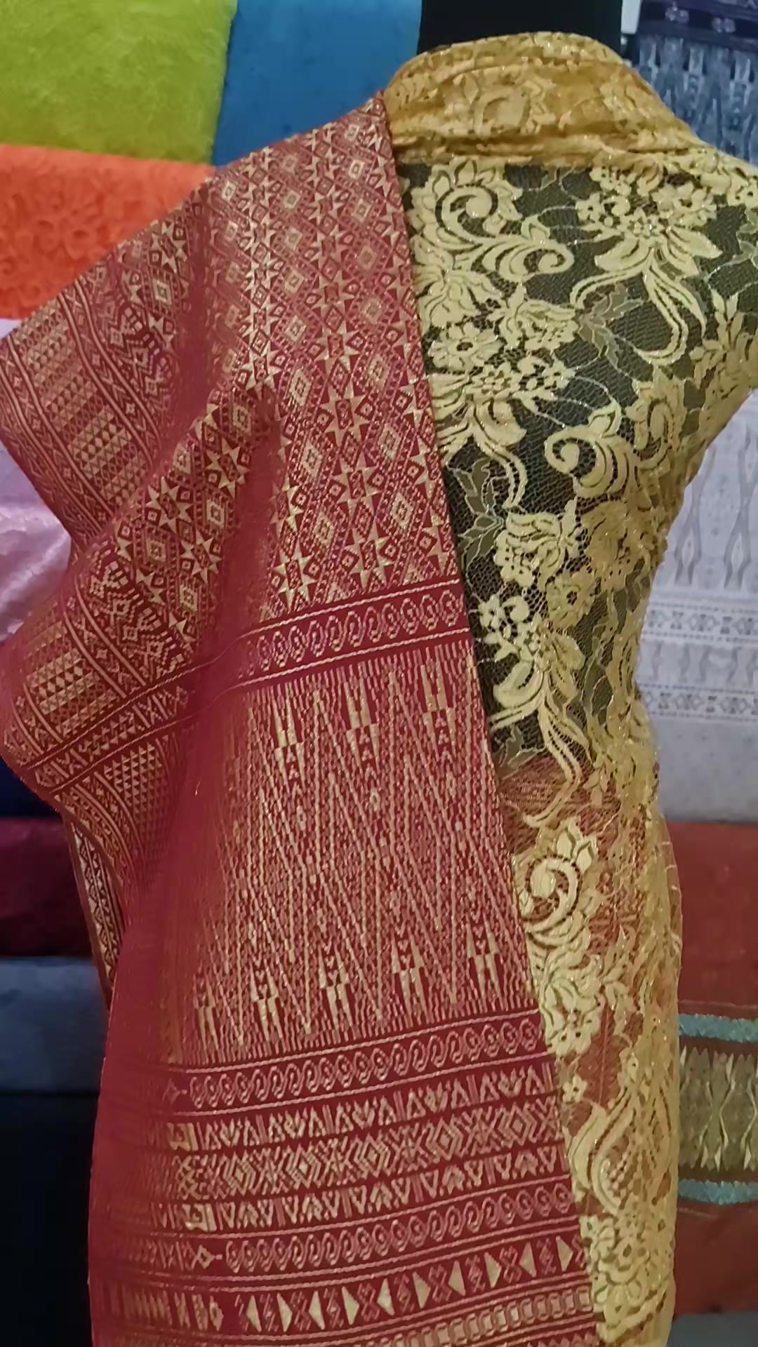 @Yuana Gallery Songket