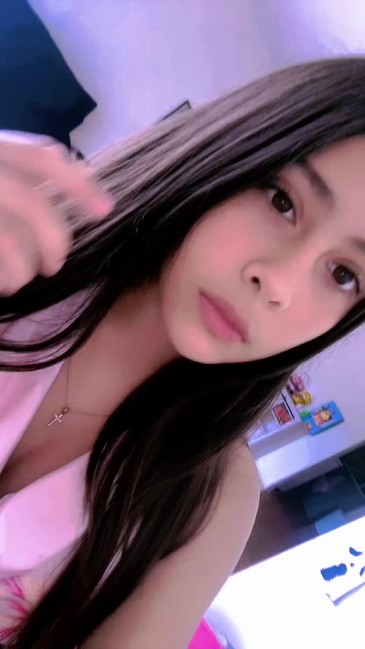 @𝓔