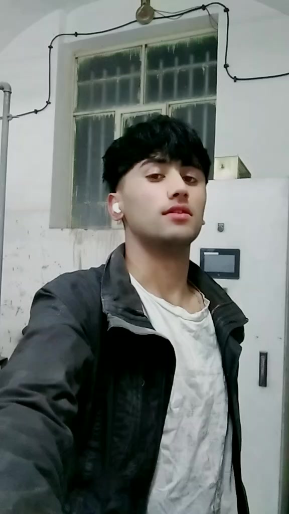 @امـ꯭ــomidـ꯭یــ꯭د🦅