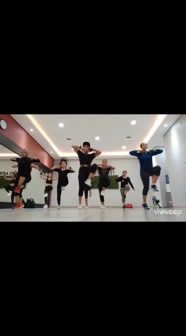 @OchiieeFashion
