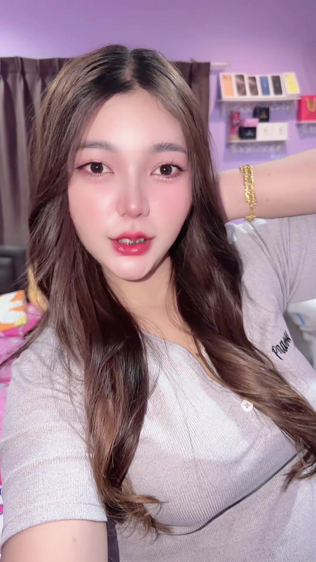 @โมเมย์.💋