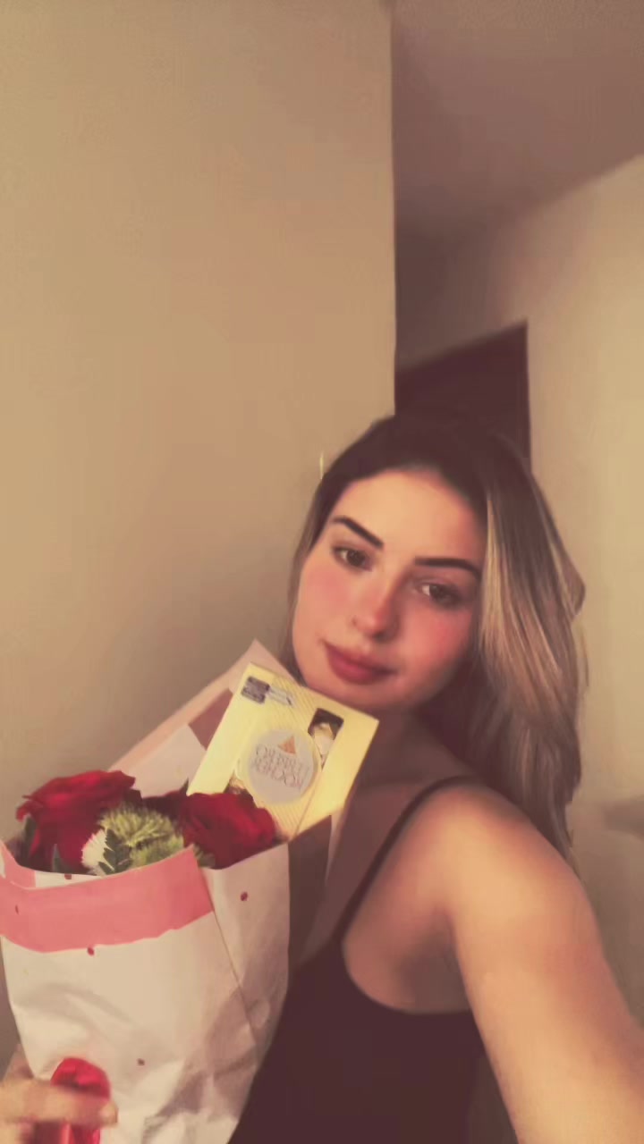 @Anamelooo