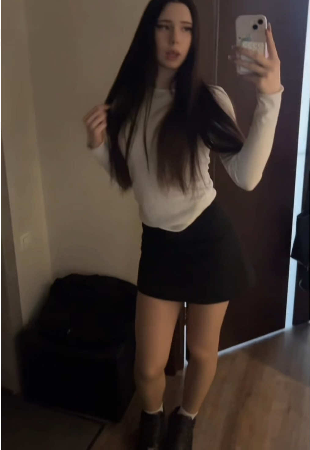 @v11nilova